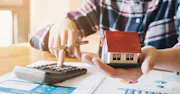 How to Refinance Your Mortgage and Reasons to Refinance